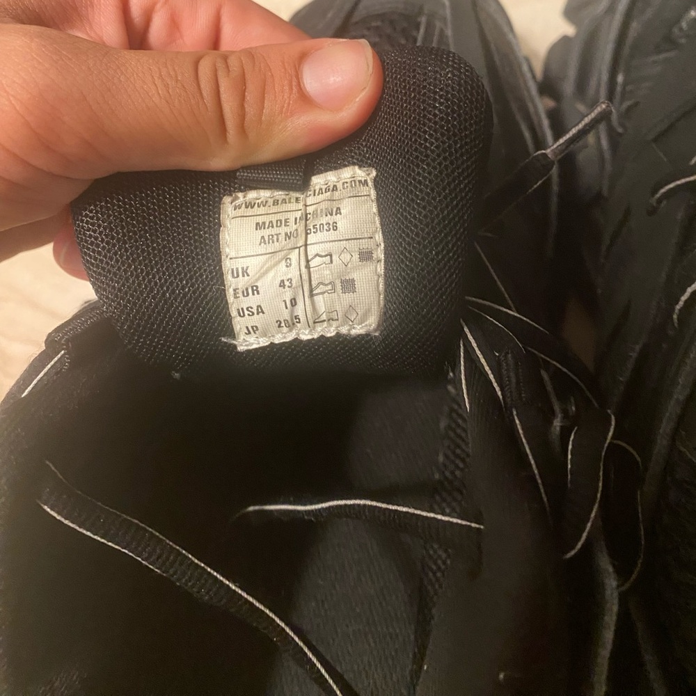 BALENCIAGA TRACK RUNNERS LED - Picture 6 of 7